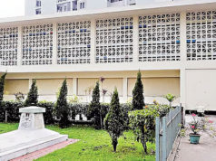 রমনায় গির্জার সামনে ককটেল বিস্ফোরণ