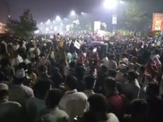 বিটিআরসি ঘেরাও মোবাইল ব্যবসায়ীদের, অবরুদ্ধ চেয়ারম্যান