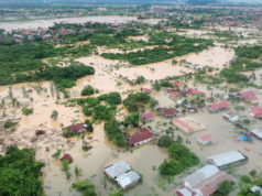 ইন্দোনেশিয়ায় বন্যা-ভূমিধস : মৃতের সংখ্যা ছাড়াল ৯০০