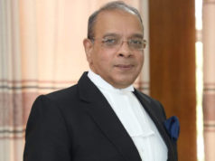 বিচারকদের রাজনীতির ঊর্ধ্বে উঠতে হবে