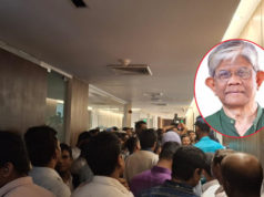 ৬ ঘণ্টা অবরুদ্ধ থেকে সচিবালয় ছাড়লেন অর্থ উপদেষ্টা