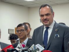নির্বাচনে কোনো পক্ষ নেবে না যুক্তরাষ্ট্র সরকার : মার্কিন রাষ্ট্রদূত