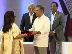 একুশে পদক প্রদান করলেন প্রধানমন্ত্রী তারেক রহমান