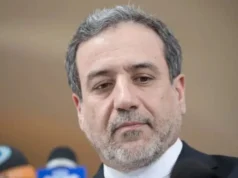 যুক্তরাষ্ট্র কূটনীতির কথা বলছে আবার হামলাও চালাচ্ছে: ইরানের পররাষ্ট্রমন্ত্রী