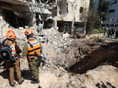 ইসরাইলের ১৩ স্থাপনায় হিজবুল্লাহর ক্ষেপণাস্ত্র হামলা